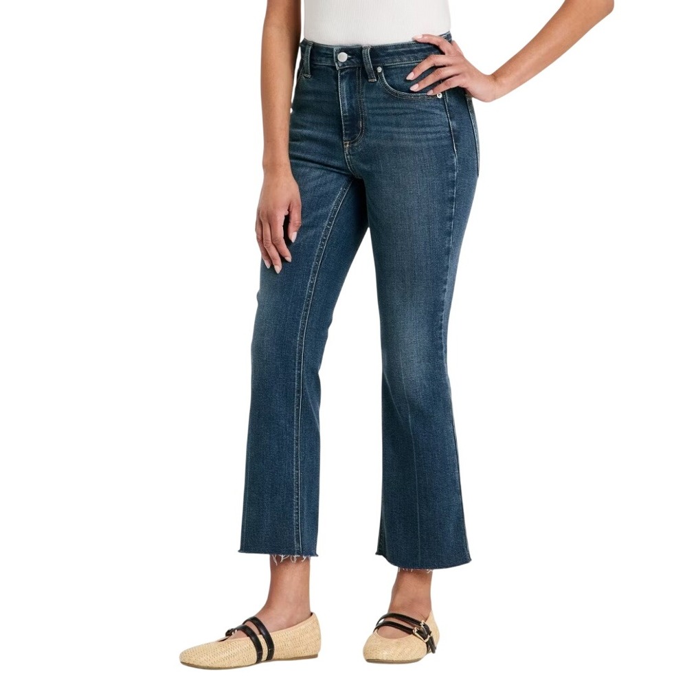 Universal Thread Women's Blue High Rise Kick Raw Hem Flare Jeans Size 14 Long